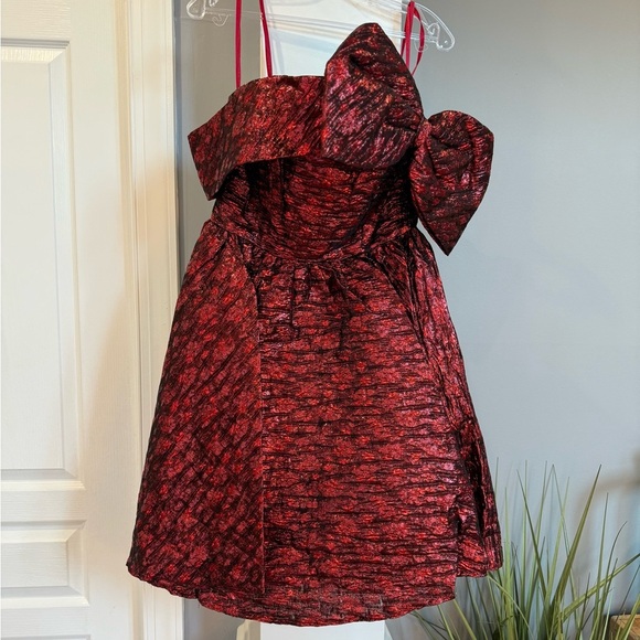 MacDuggal Off-Shoulder Red Dress - Picture 5 of 9